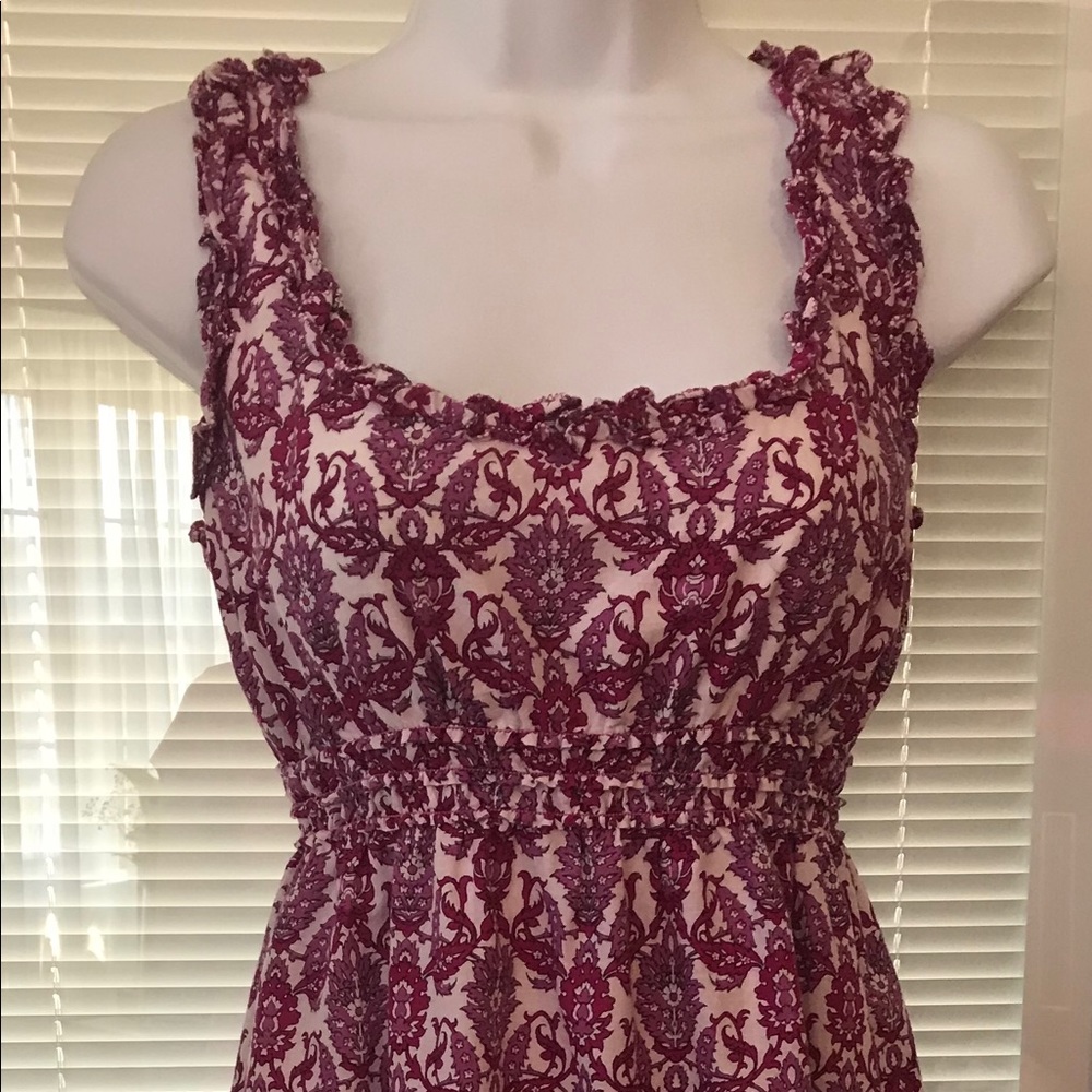 Max Studio dress feminine design